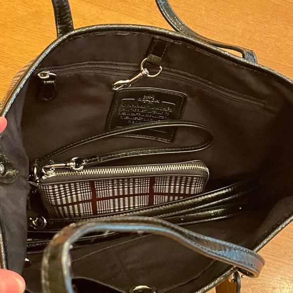 Coach Tartan/Plaid Handbag PLUS  Zip Wristlet - Picture 14 of 14